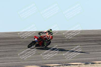 media/Jan-15-2026-Racers Edge (Thu) [[dfebeb70ab]]/3-B Group/Session 2 (Bowl Exit)/